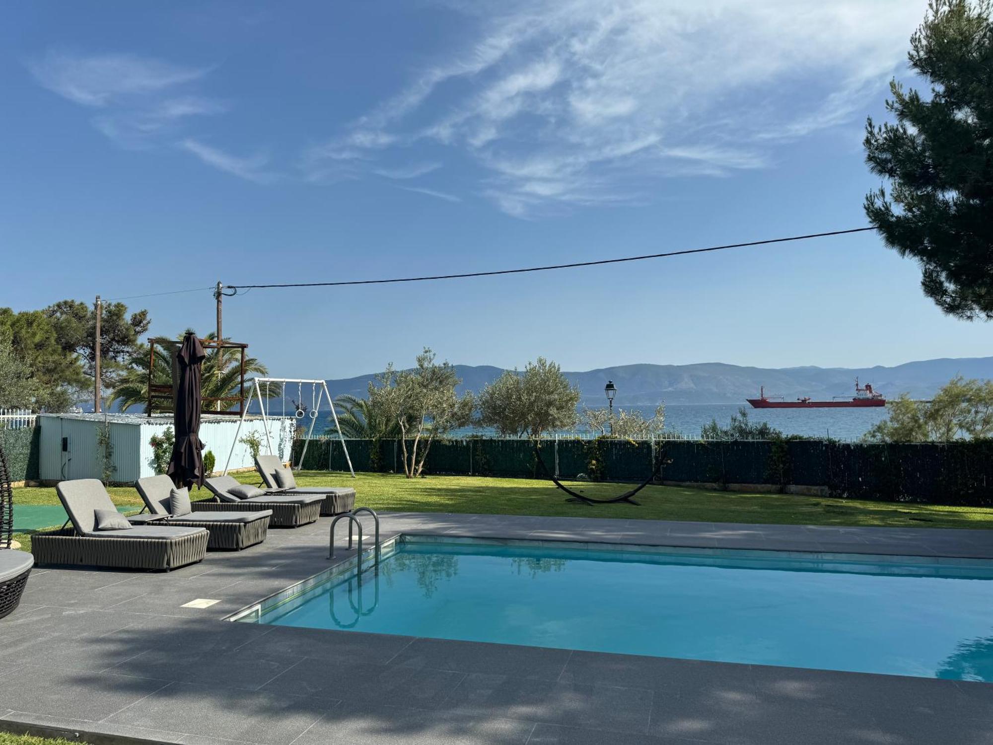 Zoza Luxury Villa Isthmia By The Sea With Private Pool Kalamáki Εξωτερικό φωτογραφία