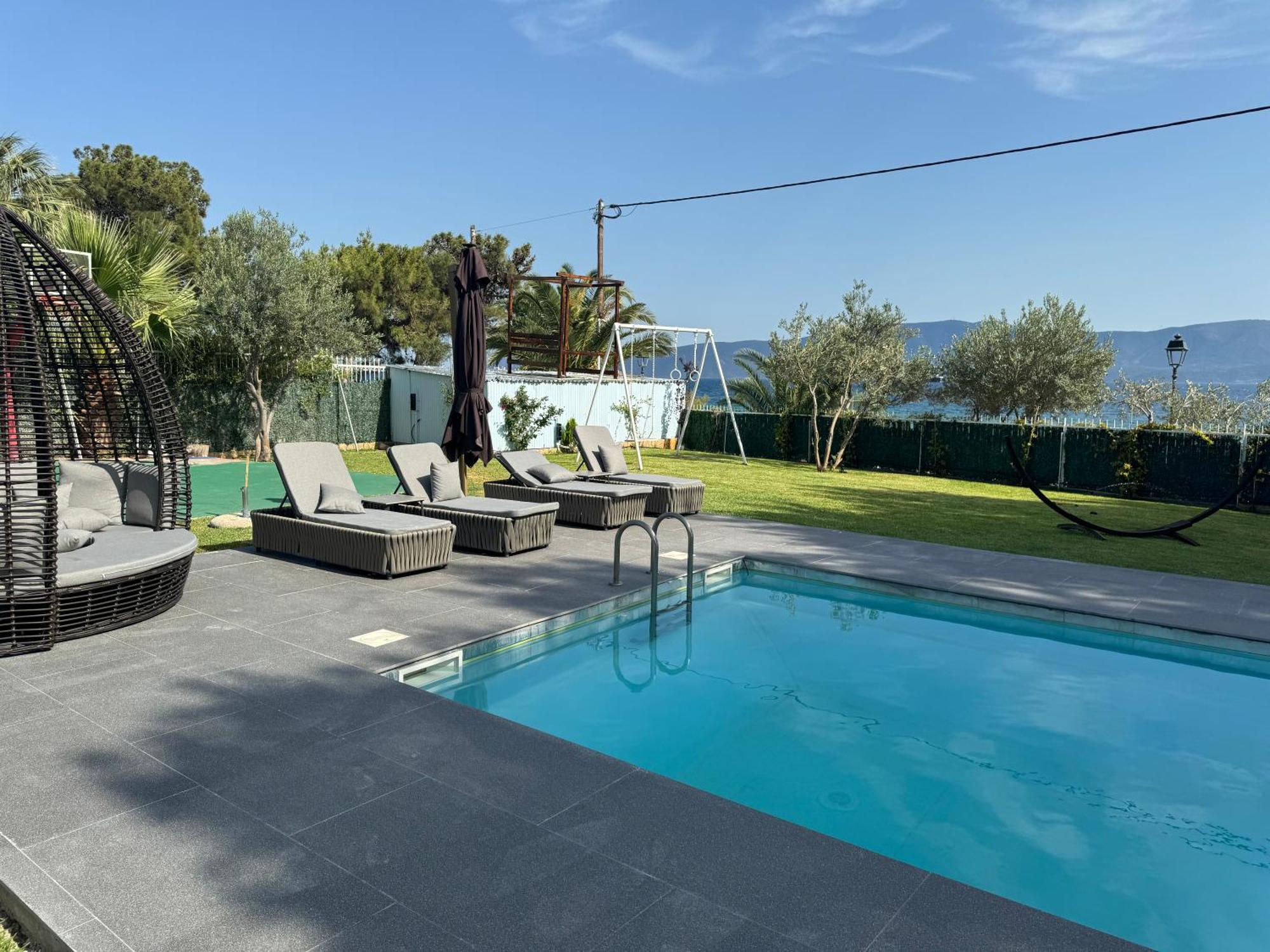 Zoza Luxury Villa Isthmia By The Sea With Private Pool Kalamáki Εξωτερικό φωτογραφία
